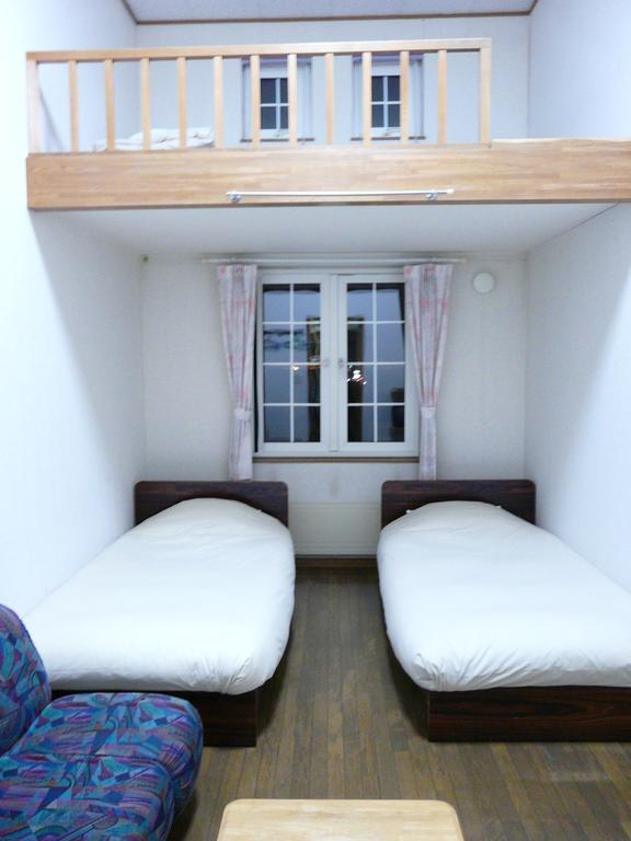 เพนชั่น เรสชะ เฮาส์ Hotel ฟุระโนะ ภายนอก รูปภาพ